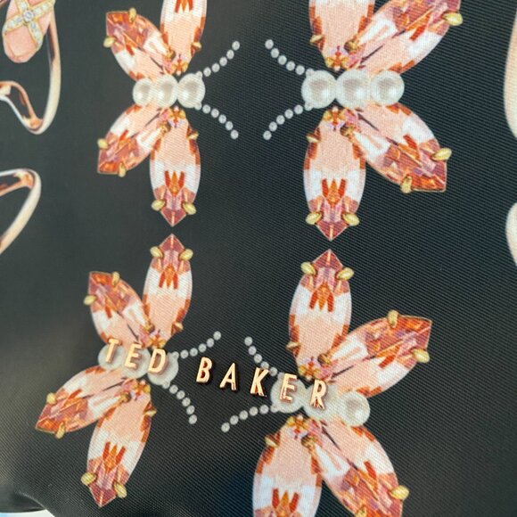 Ted Baker London Queen Bee Weekender Travel Bag NWOT - Picture 8 of 8